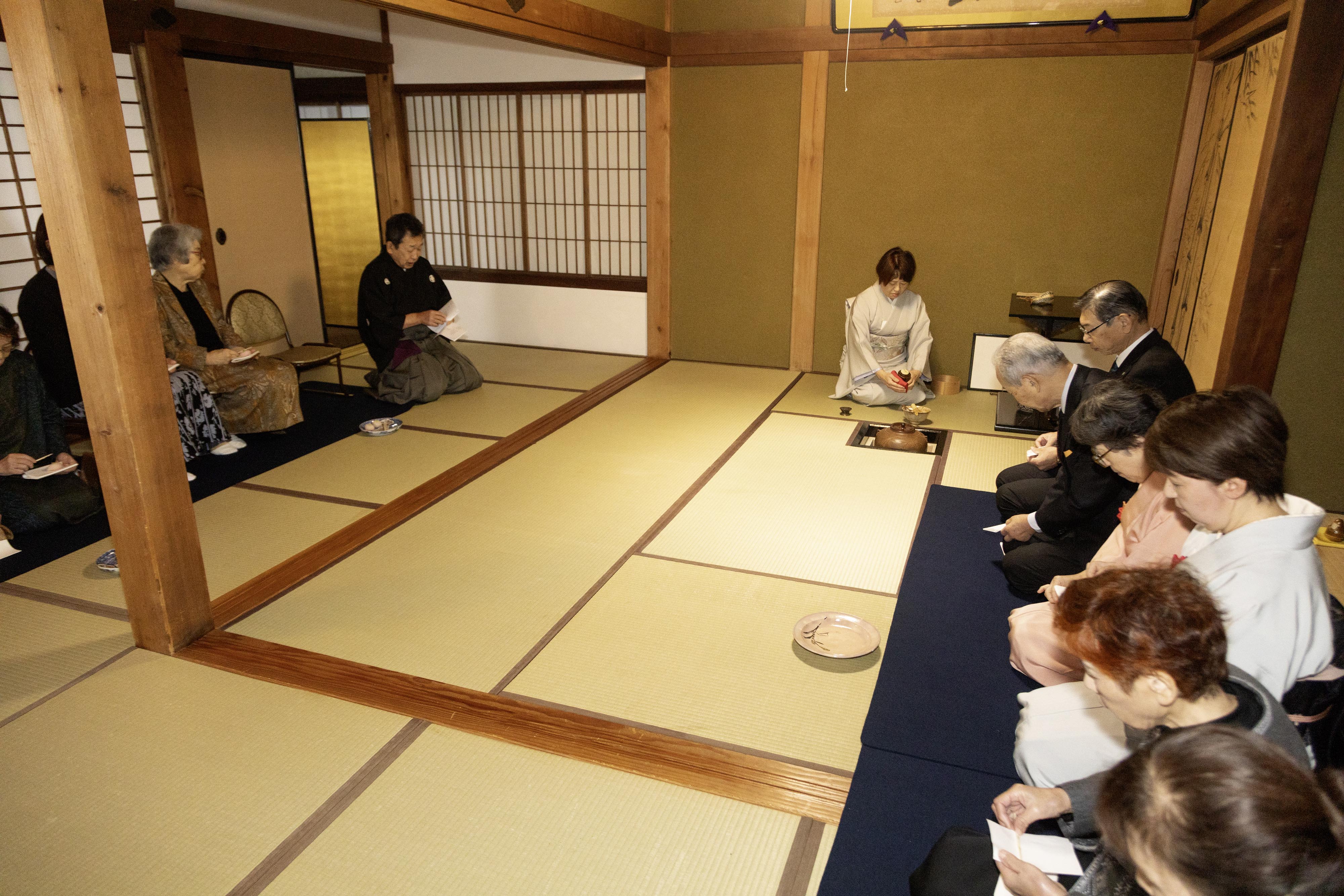 令和7年11月3日古儀茶道藪内流竹風会高岡支部第54回高岡市芸術祭　茶会 より